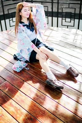 善良的女秘书的目的